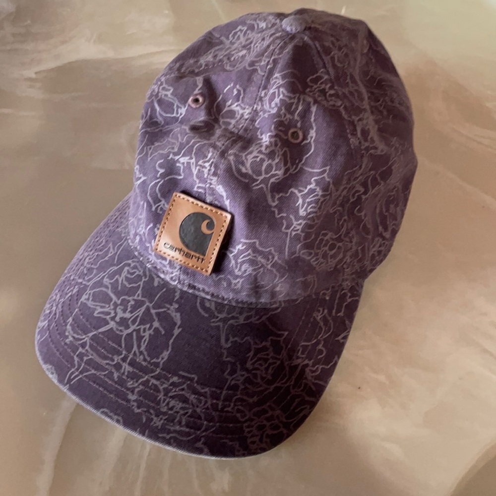 Carhart hat women’s